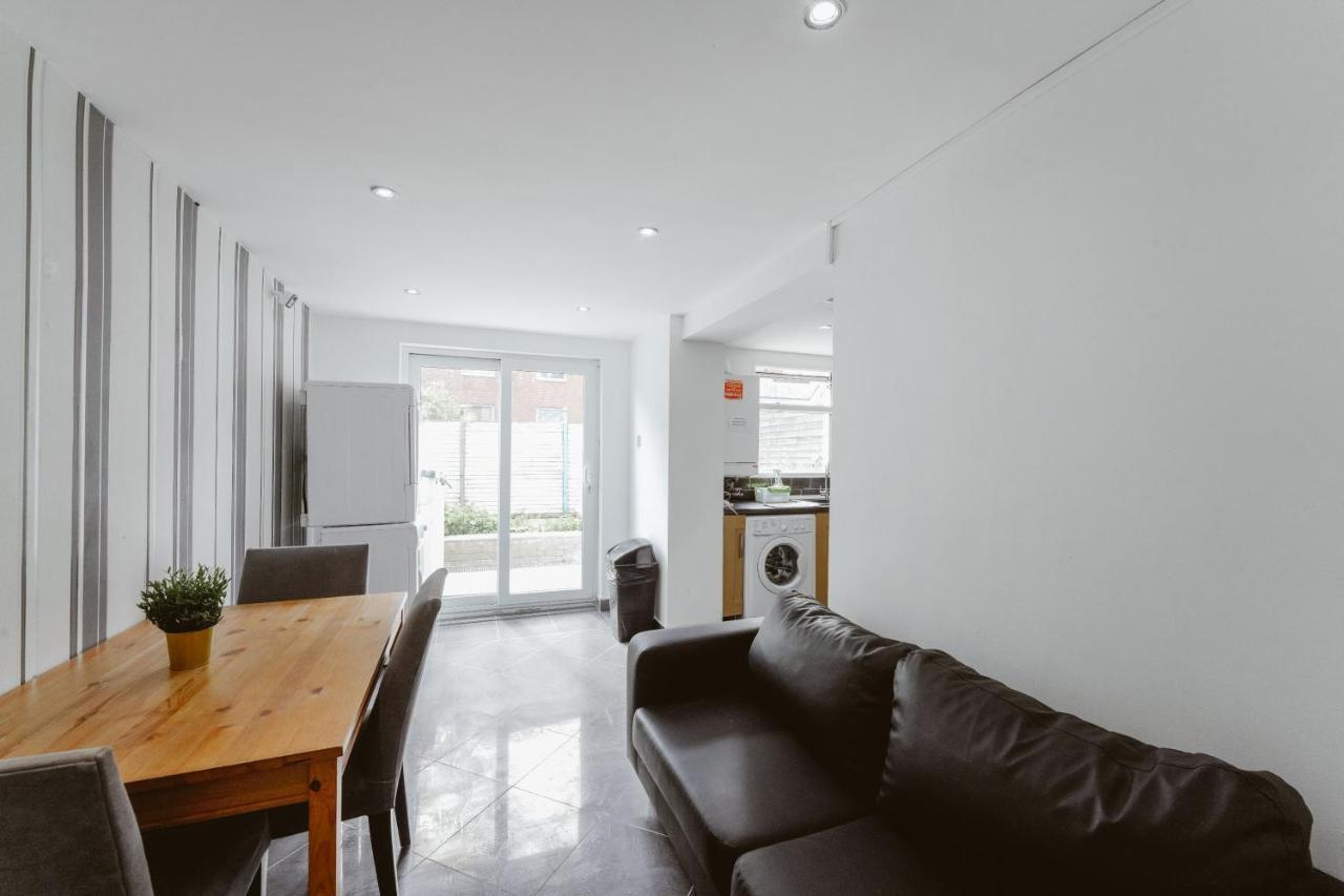 Great Rooms In Stepney Green Station - 12 Λονδίνο Εξωτερικό φωτογραφία